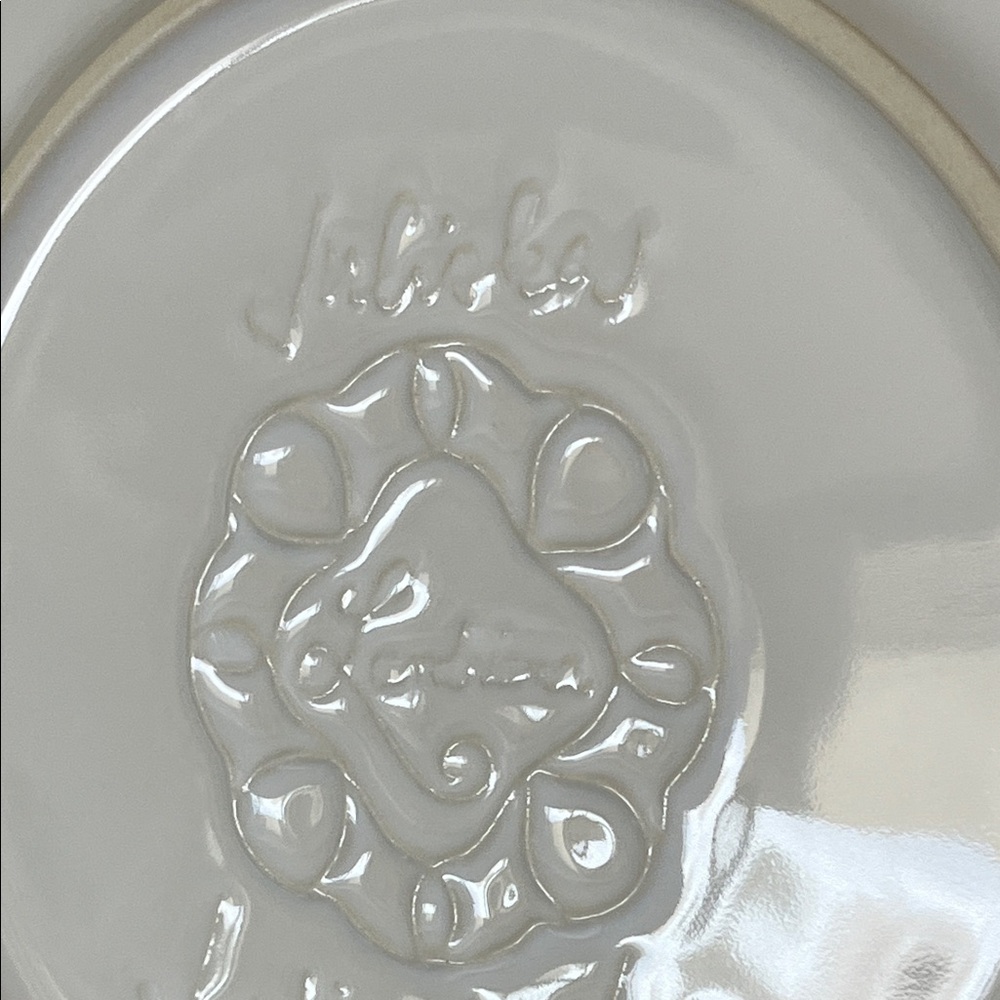 Juliska Jardins du Monde Embossed Plate - Picture 5 of 8